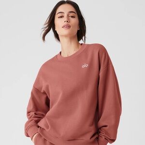 Alo Yoga Accolade Crew Neck Pullover